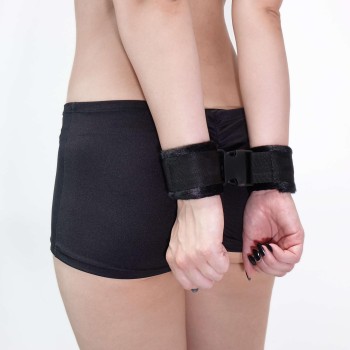 Schnellfesseln Klick-Verschluss - Soft Bondage Handfesseln BLK