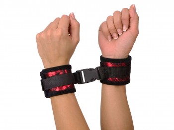 Soft-Bondage Klettfesseln mit Klick-Verschluss schwarz/rot
