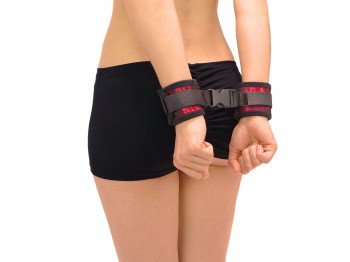 Soft-Bondage Klettfesseln mit Klick-Verschluss schwarz/rot