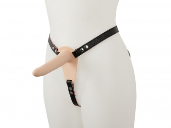 Vibrating Strap-On Harness mit Vibrator