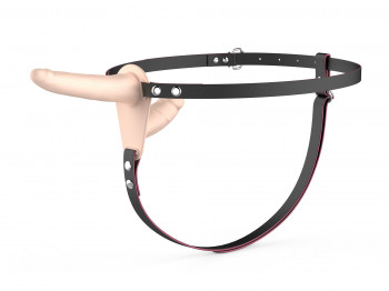 Vibrating Strap-On Harness mit Vibrator und Dildo