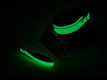 Radiant Halsband Glow in the Dark grün