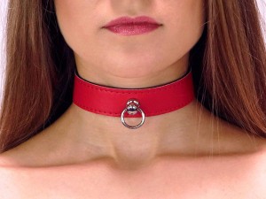 Dezentes BDSM Halsband mit Ring der O Rot